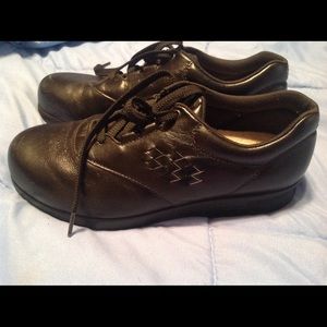 Women's SAS shoes